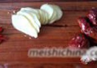 鹰嘴豆炖猪蹄的做法 步骤1