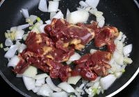 老干妈炒鸡心的做法 步骤5