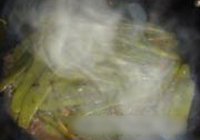 东北炖豆角的做法 步骤2