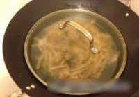 五花肉炒大头菜的做法 步骤11