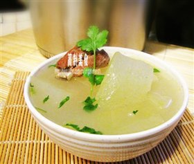 排骨酥冬瓜汤
