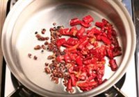 宫保鸡丁的做法 步骤3