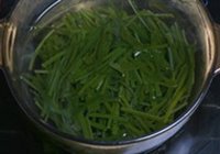 豆干海带丝的做法 步骤3