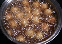 老北京焦溜丸子的做法 步骤5