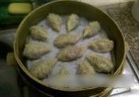 香菇猪肉蒸饺的做法 步骤7