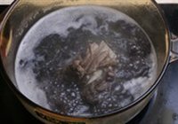 黑豆海带牛尾汤的做法 步骤8