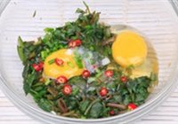 野菜鸡蛋饼的做法 步骤3