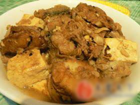无头鱼炖豆腐