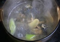 乌鸡山药汤的做法 步骤6