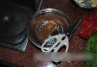 卤鸡的做法 步骤3
