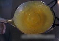 蛋包菇的做法 步骤8