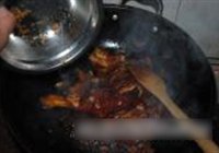 卤鸡的做法 步骤12