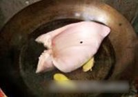 小炒猪耳的做法 步骤3