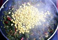雪里蕻炒黄豆的做法 步骤17