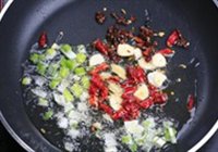 雪里蕻炒黄豆的做法 步骤9