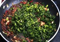 雪里蕻炒黄豆的做法 步骤14