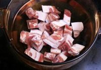 腐乳烧肉的做法 步骤3