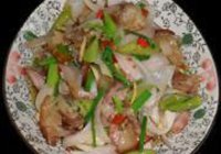 洋葱炒腊肉的做法 步骤9