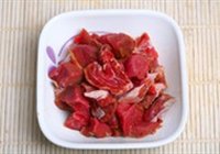 西红柿炖牛腩的做法 步骤1
