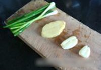 沙茶蟹的做法 步骤2