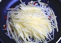 酸辣土豆丝的做法 步骤9