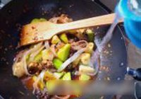 鱼香长瓜的做法 步骤20
