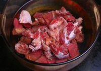 西红柿炖牛腩的做法 步骤3