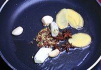 西红柿炖牛腩的做法 步骤6