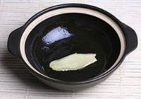 腊肠煲仔饭的做法 步骤3