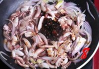 辣酱炒鱿鱼丝的做法 步骤8