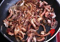 辣酱炒鱿鱼丝的做法 步骤9