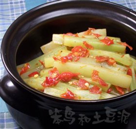 剁椒砂锅窝笋