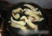 香煎鱼腩的做法 步骤5