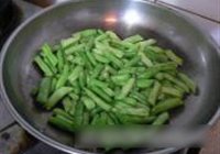 干煸肉末四季豆的做法 步骤9