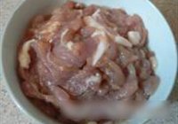 青椒肉丝的做法 步骤2