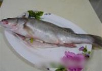 清蒸海鲈鱼的做法 步骤3