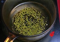 绿豆丝瓜护肝汤的做法 步骤4