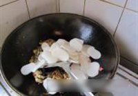 咸蛋毛蟹炒年糕的做法 步骤10