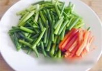 蒜薹炒肉丝的做法 步骤1