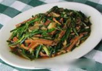 野葱虾皮炒豆干的做法 步骤11