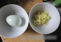 咸蛋毛蟹炒年糕的做法 步骤5