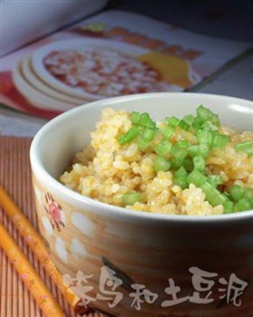 胡萝卜渣糙米饭