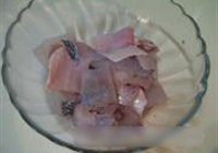 酸汤鲈鱼的做法 步骤3