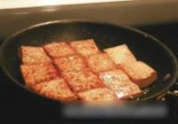 西兰花拌蚝味豆腐的做法 步骤3