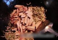 干豆腐炒豆芽的做法 步骤6