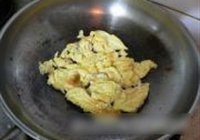 西红柿黄瓜炒鸡蛋的做法 步骤4
