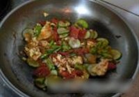 西红柿黄瓜炒鸡蛋的做法 步骤9
