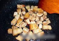 土豆烧肉的做法 步骤3