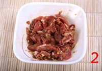 酸菜汆羊肉的做法 步骤2
