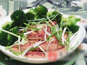 西兰花拌蚝味豆腐